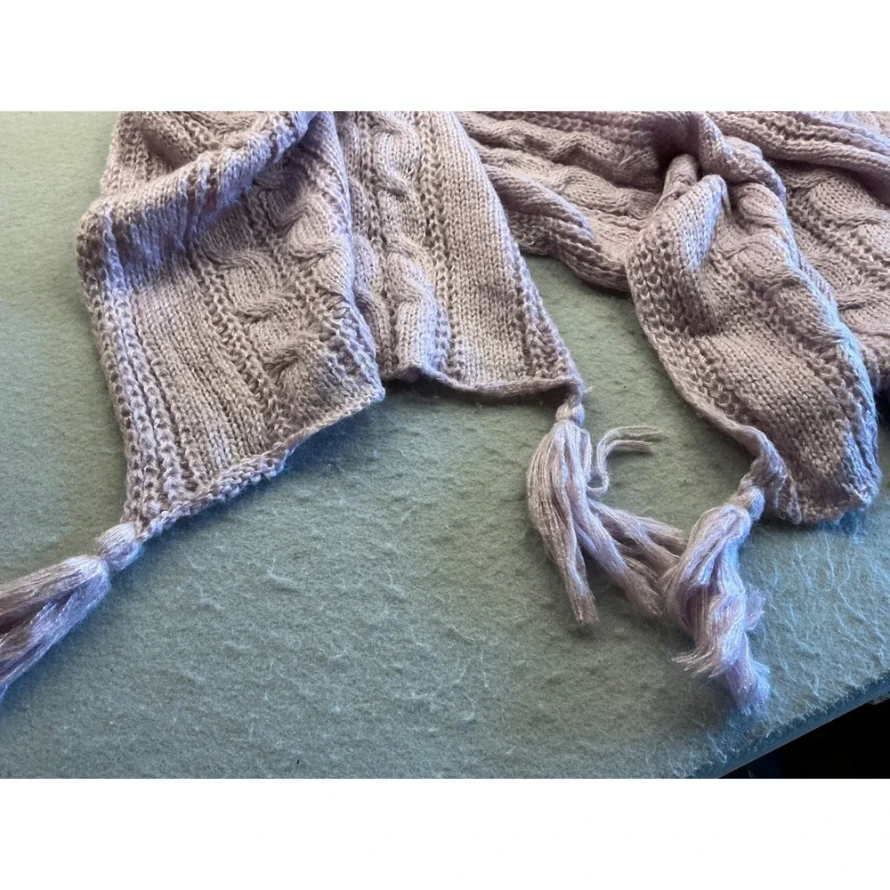 Lavender Cable Knit Shawl Wrap Tassel Detail One Size Boho Chic‎